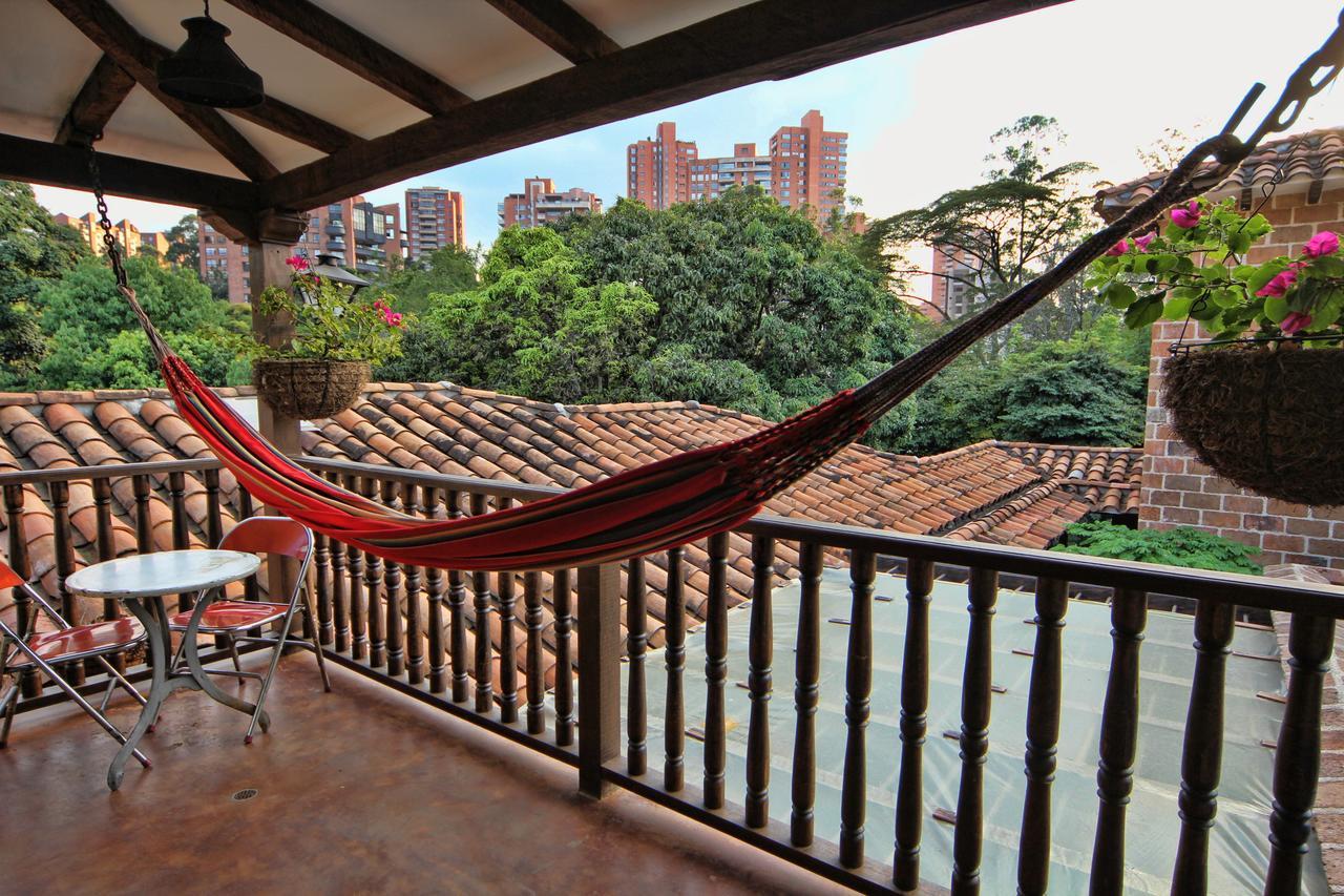 Casa Del Reloj Aparthotel Medellin Ngoại thất bức ảnh